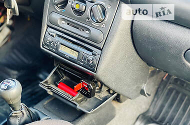 Минивэн Opel Combo 2000 в 