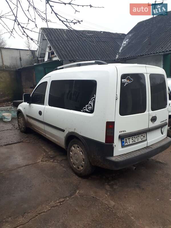 Минивэн Opel Combo 2006 в Городенке