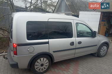 Минивэн Opel Combo 2005 в Владимире