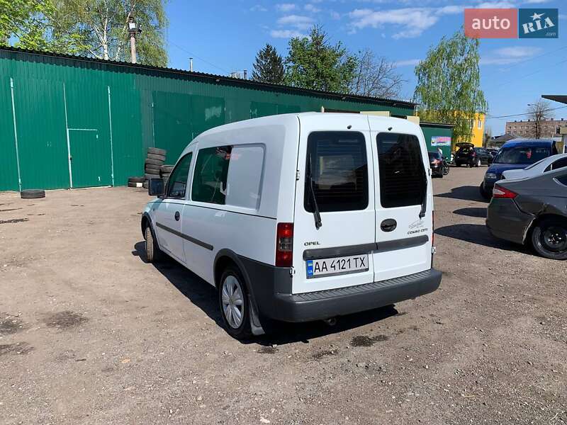 Мінівен Opel Combo 2007 в Черкасах фото 27 Мінівен Opel Combo 2007 в Черкасах