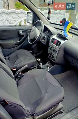 Минивэн Opel Combo 2006 в 