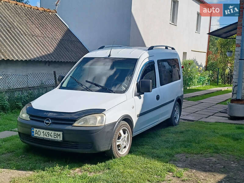 Мінівен Opel Combo 2005 в Львові