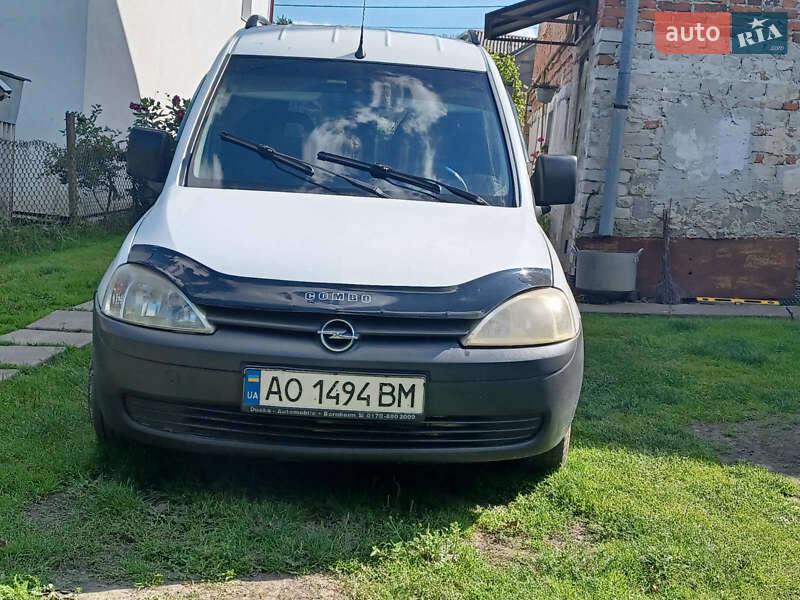 Мінівен Opel Combo 2005 в Львові