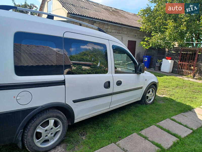 Минивэн Opel Combo 2005 в Львове