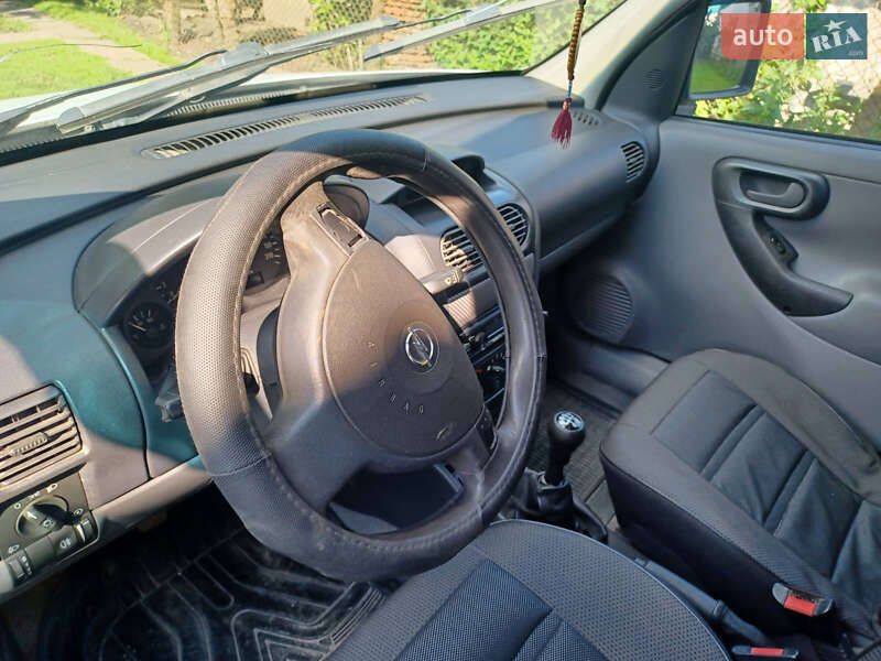 Мінівен Opel Combo 2005 в Львові