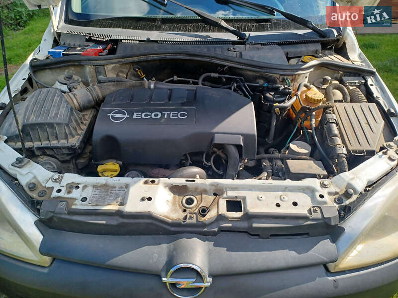 Мінівен Opel Combo 2005 в Львові