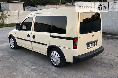 Минивэн Opel Combo 2008 в 