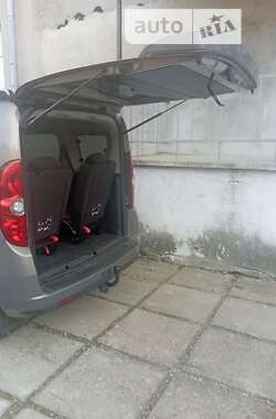 Минивэн Opel Combo 2012 в Калуше