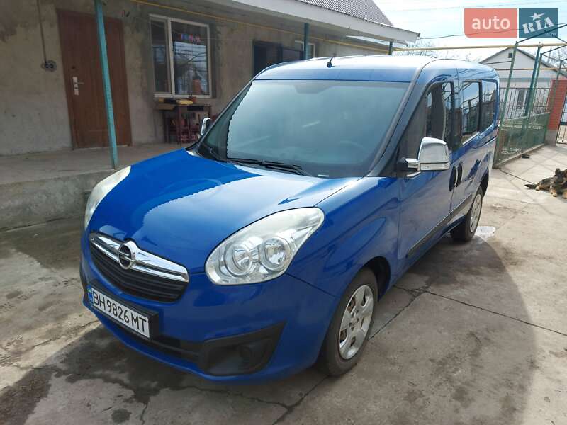 Минивэн Opel Combo 2012 в Ивановке
