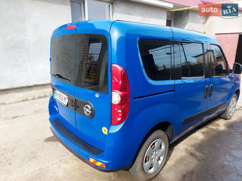Минивэн Opel Combo 2012 в Ивановке