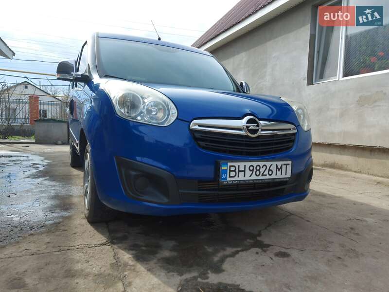Минивэн Opel Combo 2012 в Ивановке