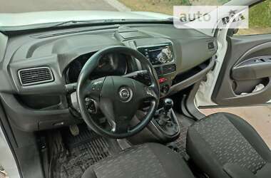 Вантажний фургон Opel Combo 2017 в Конотопі