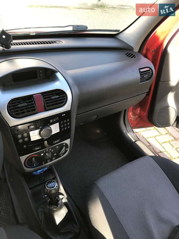 Мінівен Opel Combo 2009 в Рівному фото 4 Мінівен Opel Combo 2009 в Рівному