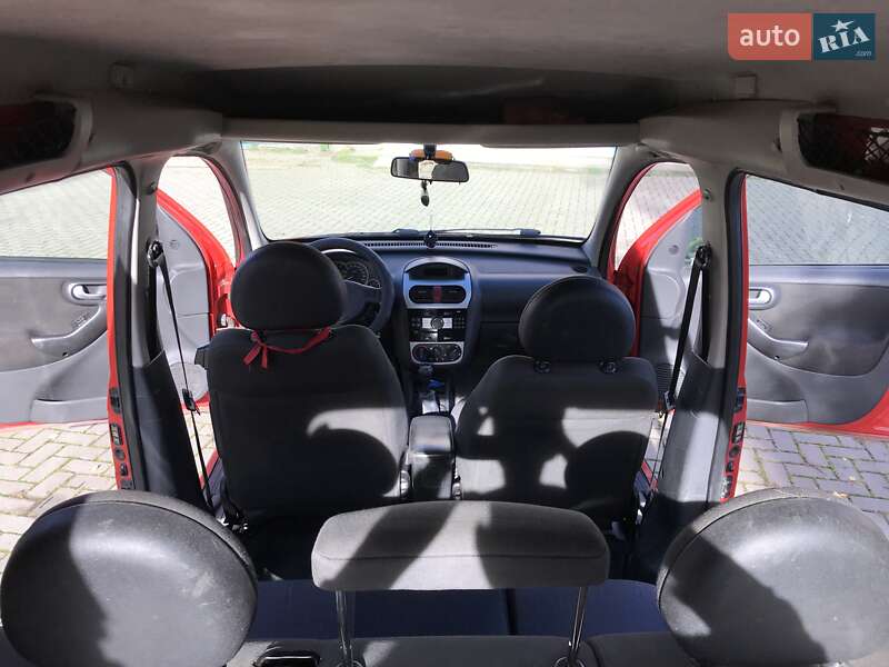 Мінівен Opel Combo 2009 в Рівному фото 22 Мінівен Opel Combo 2009 в Рівному