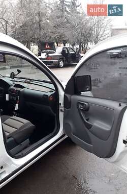 Мінівен Opel Combo 2005 в Одесі фото 4 Мінівен Opel Combo 2005 в Одесі