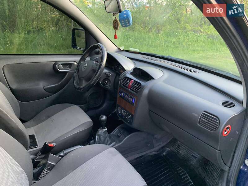 Минивэн Opel Combo 2008 в Турке