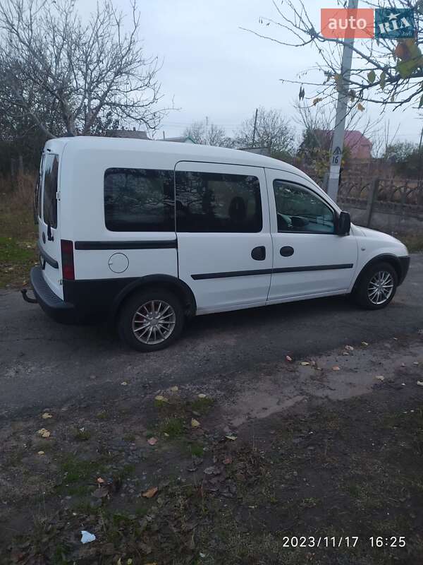 Мінівен Opel Combo 2006 в 