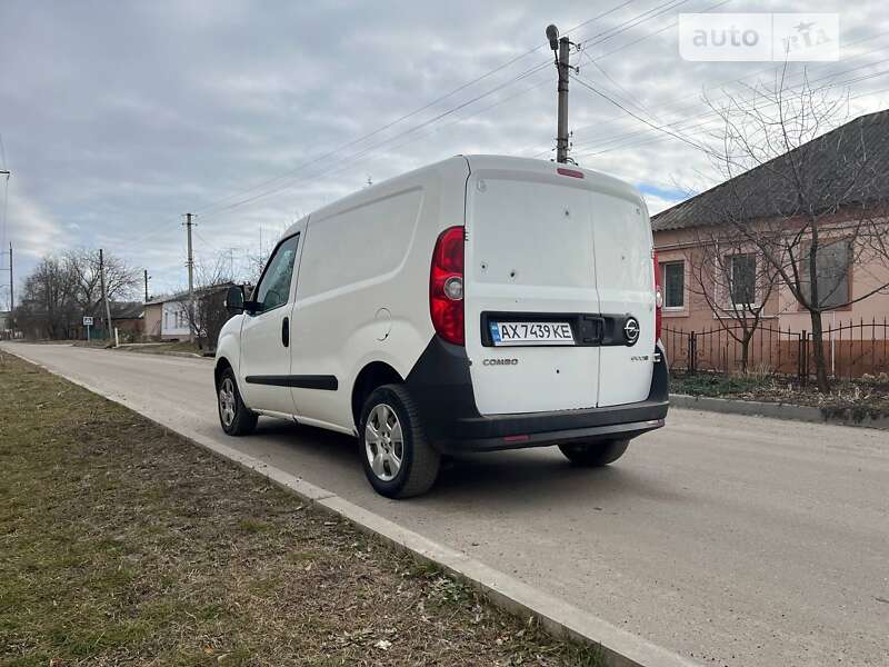 Грузовой фургон Opel Combo 2015 в Харькове
