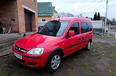 Минивэн Opel Combo 2010 в Виннице