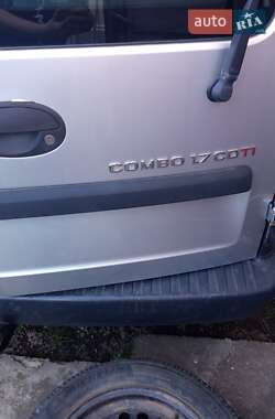 Минивэн Opel Combo 2006 в 