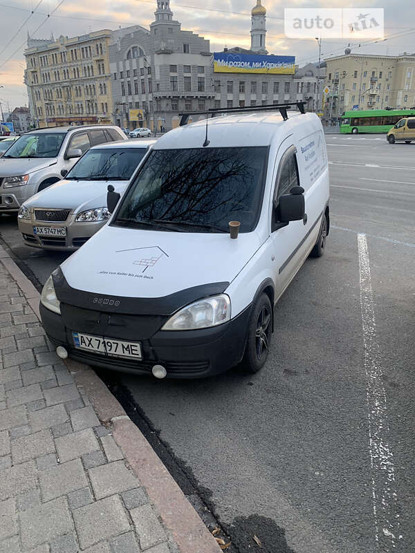 Грузовой фургон Opel Combo 2004 в Харькове