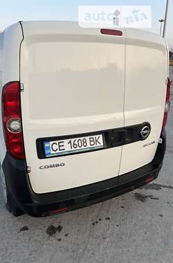 Мінівен Opel Combo 2013 в Чернівцях
