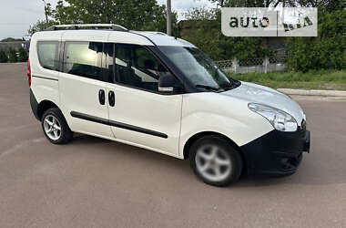 Минивэн Opel Combo 2014 в Житомире