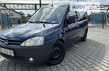 Минивэн Opel Combo 2010 в Ивано-Франковске