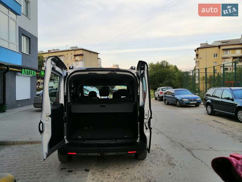 2014 Opel Combo-Pass, VIN W0L6VYC1AE9550162:plate — photo 1 (autoria)
