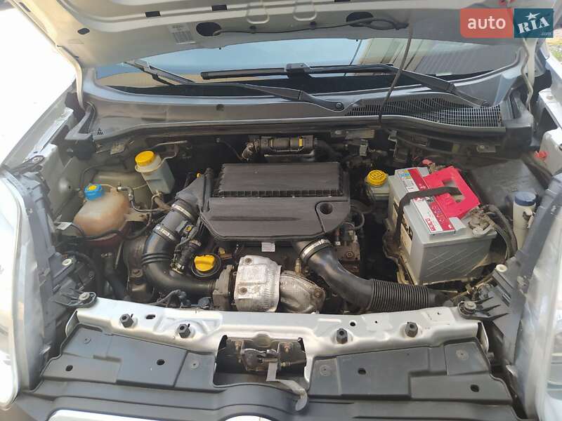 Минивэн Opel Combo 2012 в Виннице