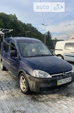 Минивэн Opel Combo 2004 в Тячеве