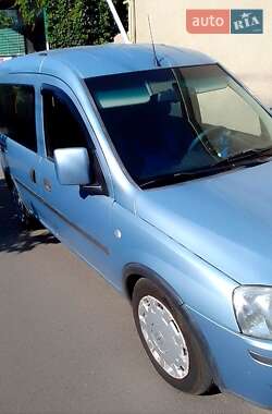 Минивэн Opel Combo 2007 в 