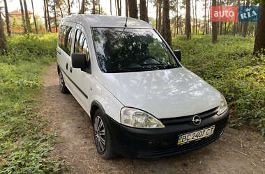Минивэн Opel Combo 2007 в 