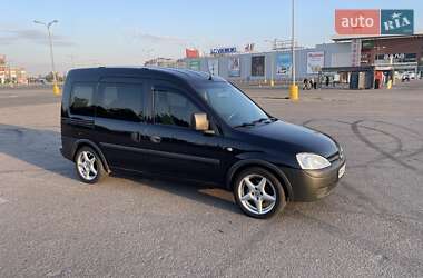 Минивэн Opel Combo 2010 в Одессе