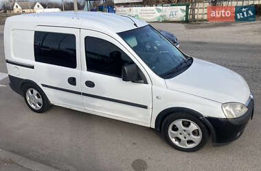 Минивэн Opel Combo 2004 в 