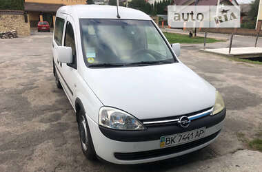 Минивэн Opel Combo 2003 в Остроге