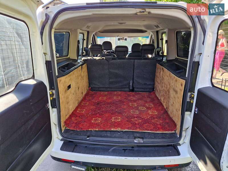 Минивэн Opel Combo 2013 в Киеве