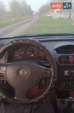 Минивэн Opel Combo 2005 в 