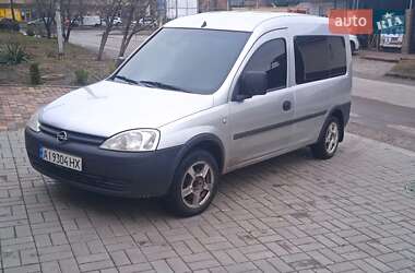 Вантажопасажирський фургон Opel Combo 2004 в Прилуках