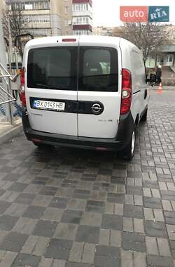 Вантажний фургон Opel Combo 2015 в Хмельницькому