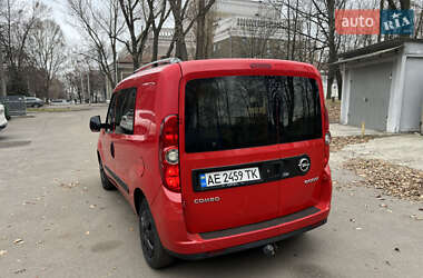 Мінівен Opel Combo 2014 в Дніпрі