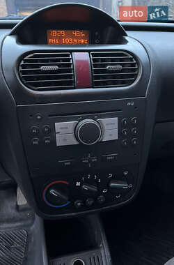Минивэн Opel Combo 2005 в 