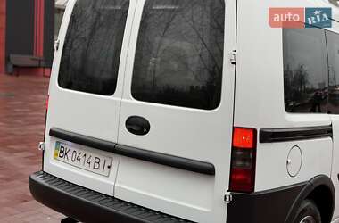 Минивэн Opel Combo 2010 в Ровно