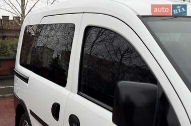 Минивэн Opel Combo 2010 в Ровно