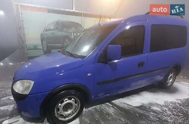 Мінівен Opel Combo 2003 в Чернівцях