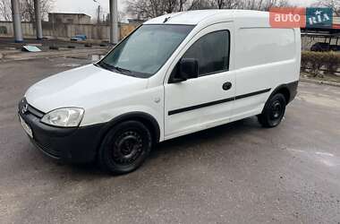 Вантажний фургон Opel Combo 2008 в Дніпрі