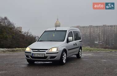 Минивэн Opel Combo 2007 в 
