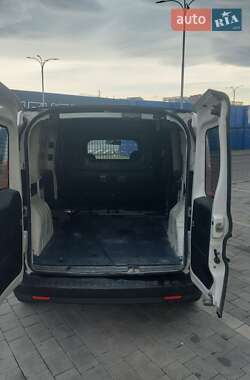 Грузовой фургон Opel Combo 2012 в 
