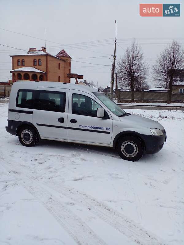 Opel Combo 2006