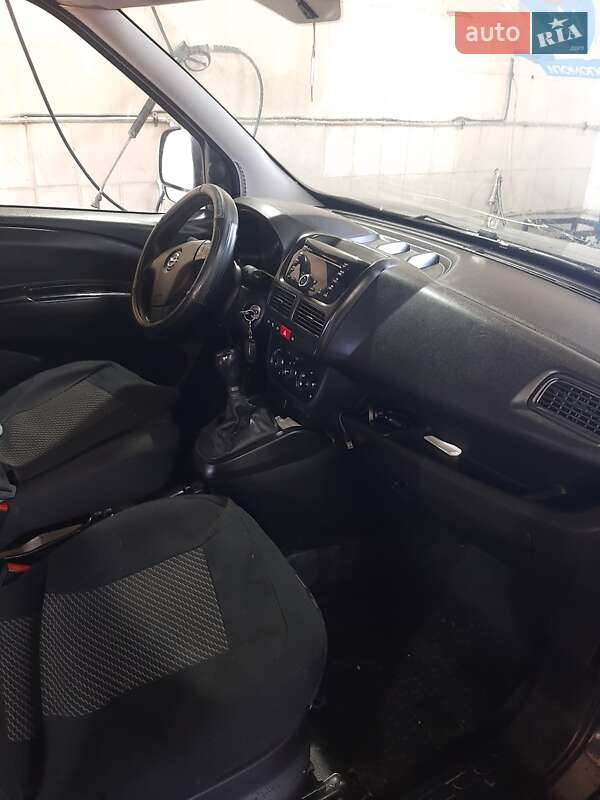 Грузопассажирский фургон Opel Combo 2015 в Черновцах фото 10 Грузопассажирский фургон Opel Combo 2015 в Черновцах